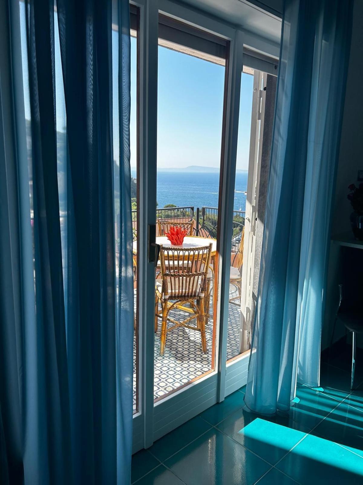 Ca Do Sorrento Sensations Bed & Breakfast Exterior foto